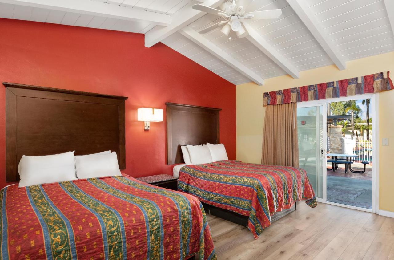 Fallbrook Country Inn Eksteriør billede